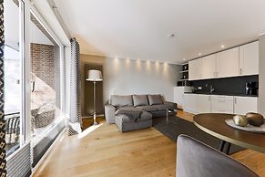 Astra Maris Apartments