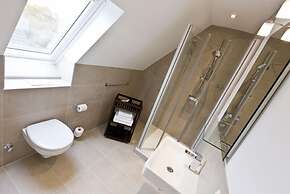 Astra Maris Apartments