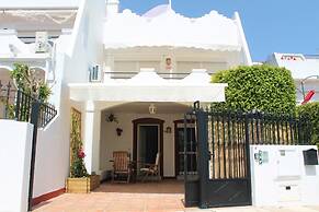 Rootop Villa - Chalet en Cabo Pino con vistas al mar, jardines y pisci