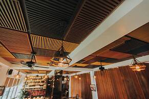 SureStay Plus Hotel by Best Western AC LUXE Angeles City