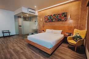 SureStay Plus Hotel by Best Western AC LUXE Angeles City