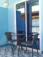 D&B Bluestar Beach Resort