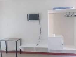 D&B Bluestar Beach Resort