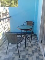 D&B Bluestar Beach Resort