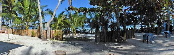 D&B Bluestar Beach Resort