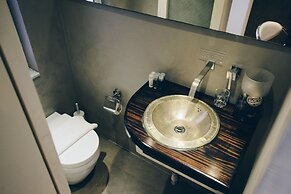 Sally Port City Pads