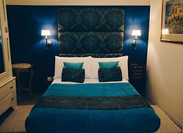 Sally Port City Pads