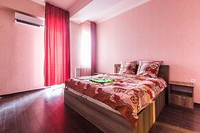 Apartment on Chikobava str.