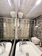 Mogons Exclusive Hotel