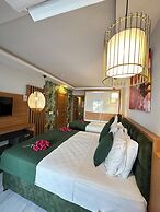 Mogons Exclusive Hotel