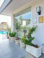 Mogons Exclusive Hotel