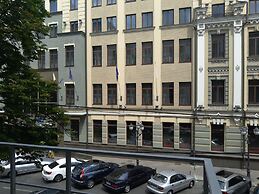 Grand Apartments