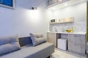 Grand Apartments