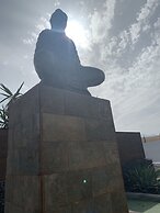 Valtisya House Pool & Airport