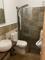 Valtisya House Pool & Airport