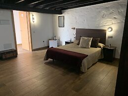 Valtisya House Pool & Airport