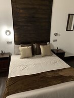 Valtisya House Pool & Airport