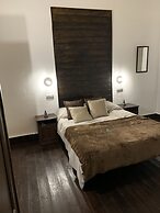 Valtisya House Pool & Airport