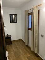 Valtisya House Pool & Airport