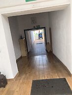 Valtisya House Pool & Airport