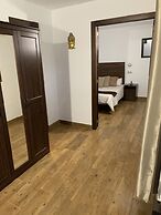 Valtisya House Pool & Airport