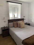 Valtisya House Pool & Airport