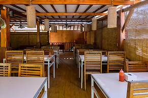 OYO 997 Ocean 2 Bungalows