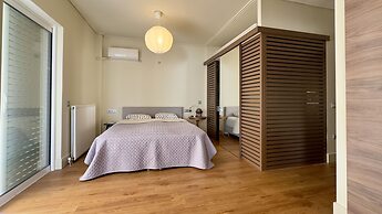 Captain's Luxury Suite