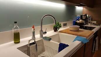 Captain's Luxury Suite