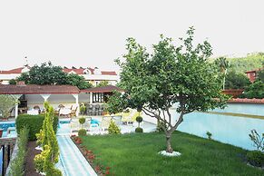 Hubble Bubble Suit Hotel