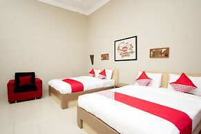 Super OYO Collection O 1061 Aliya Homestay
