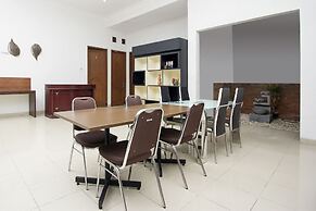 Super OYO Collection O 1061 Aliya Homestay