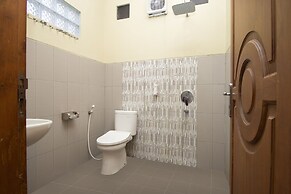 Super OYO Collection O 1061 Aliya Homestay