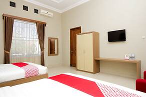 Super OYO Collection O 1061 Aliya Homestay