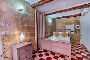 Vallettastay Augustinian