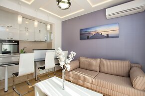 Lux Apartment Goodness