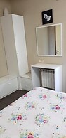 Apartment on Kandelaki Str.