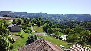 Le Relais De Rochepaule