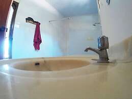 East Lombok Dive Hotel - Hostel