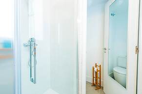 Be Mate Gran Vía Suites