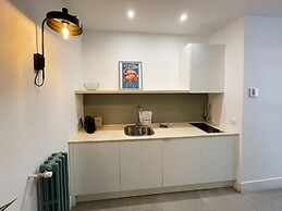 Be Mate Gran Vía Suites