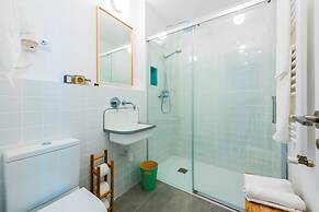 Be Mate Gran Vía Suites