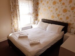 Royal Windsor Holiday Apartments