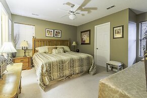 Treehouse Condo Lake Resort