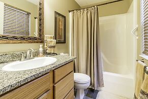 Treehouse Condo Lake Resort