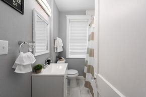 Central Garden Getaways Corp Rentals by NamaStay