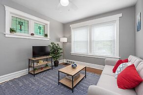 Central Garden Getaways Corp Rentals by NamaStay