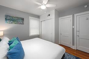 Central Garden Getaways Corp Rentals by NamaStay