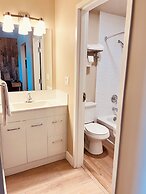 Camrose LeChateau Hotel