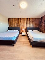 Camrose LeChateau Hotel